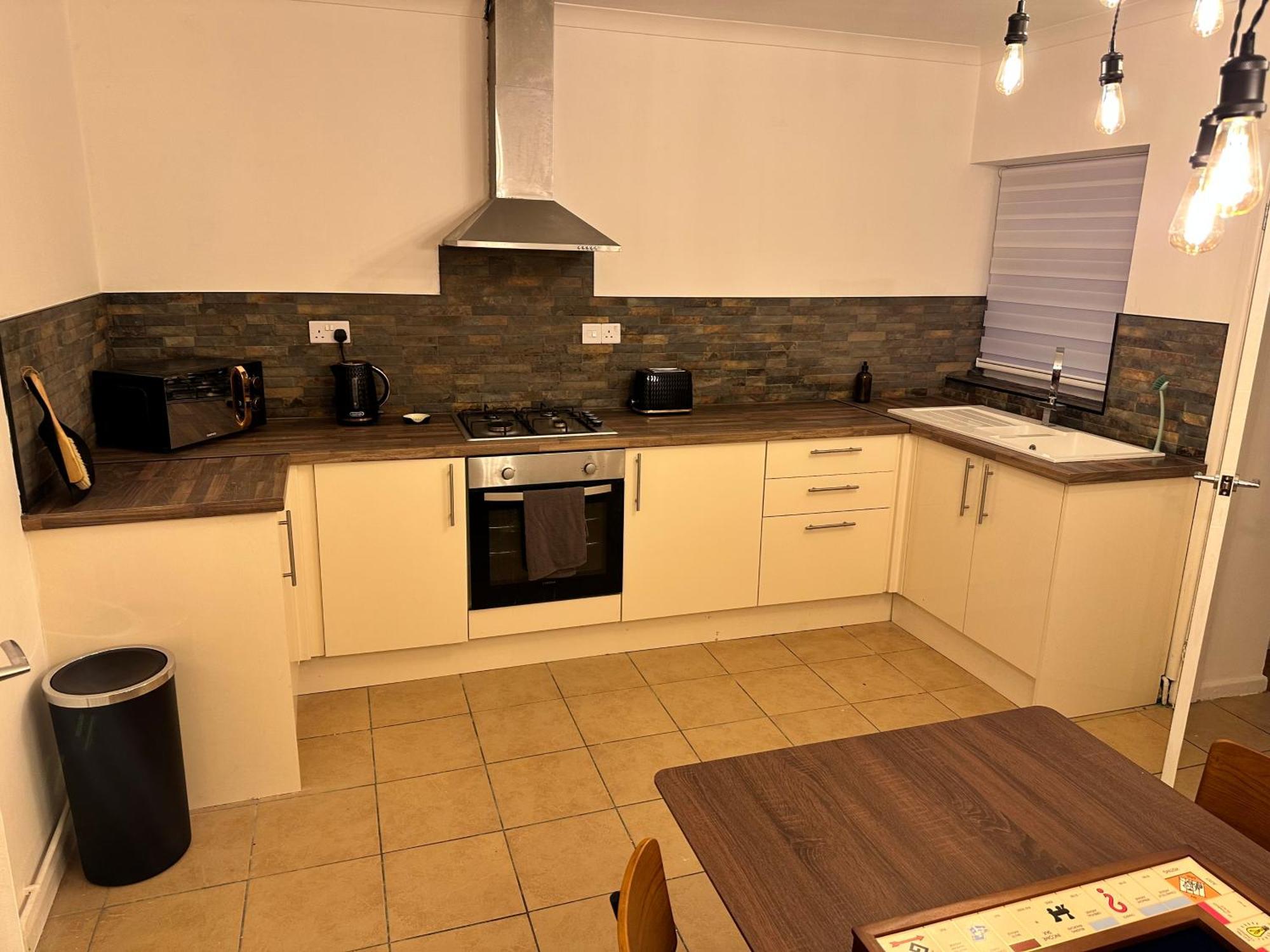 Stylish Miners Cottage, Treorchy, Rhondda Treorky エクステリア 写真