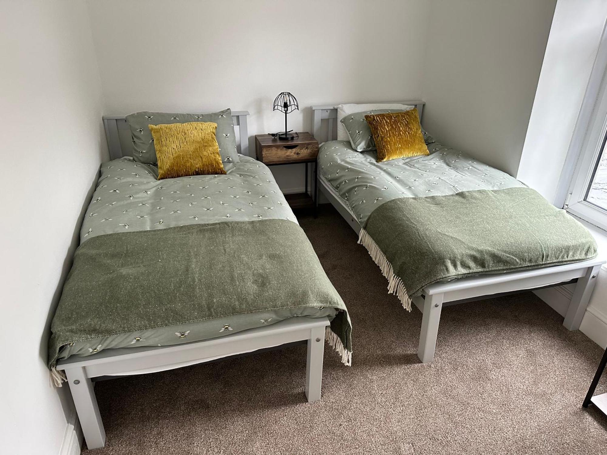 Stylish Miners Cottage, Treorchy, Rhondda Treorky エクステリア 写真